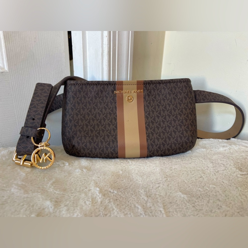Michael Kors Belt Bag EUC